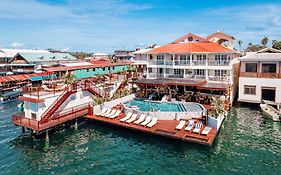 Tropical Suites Bocas Del Toro